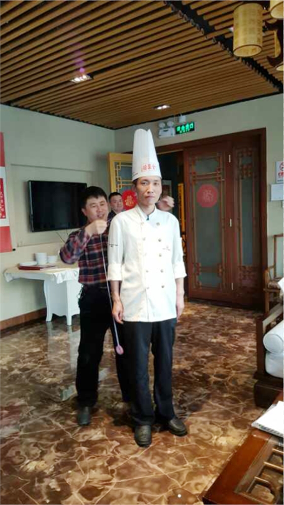 全聚德定制廚師工服_工作服定制廠(chǎng)家-工服美