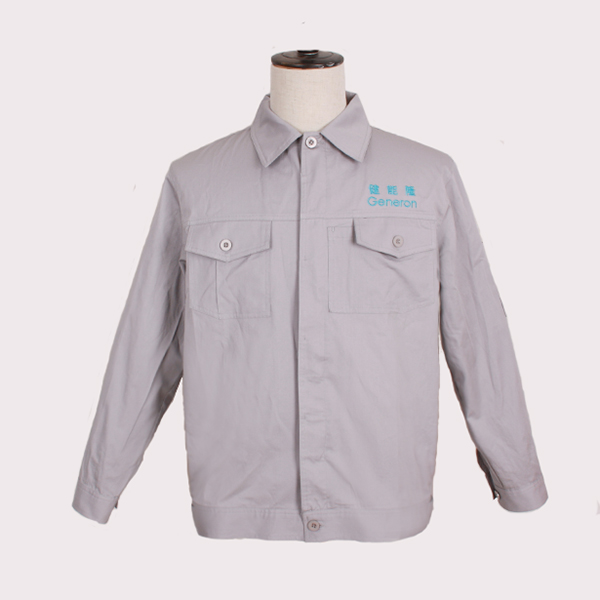 食品廠(chǎng)夏季工作服應該選擇什么面料呢？